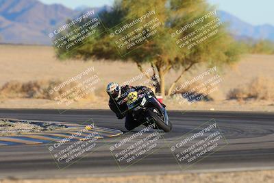 media/Dec-07-2024-CVMA (Sat) [[21c5f1ef85]]/Race 13-Amateur Supersport Middleweight/